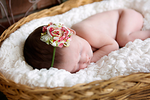 6-9-2015-OliviaNewborn5days-46edit