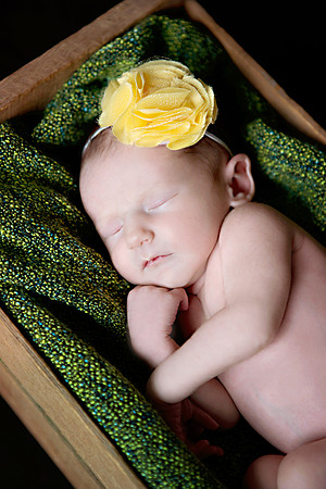 6-9-2015-OliviaNewborn5days-76edit