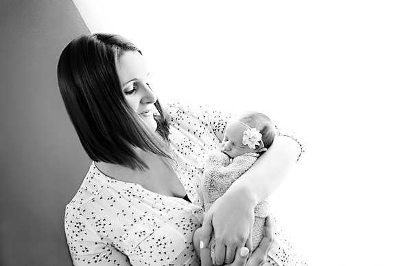 6-9-2015-OliviaNewborn5days-107editbw