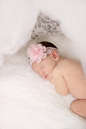 6-9-2015-OliviaNewborn5days-62edit