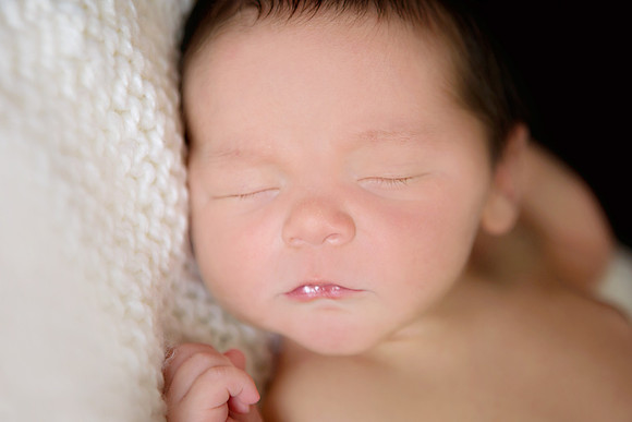7-12-2015-BenjaminNewborn7days-39edit