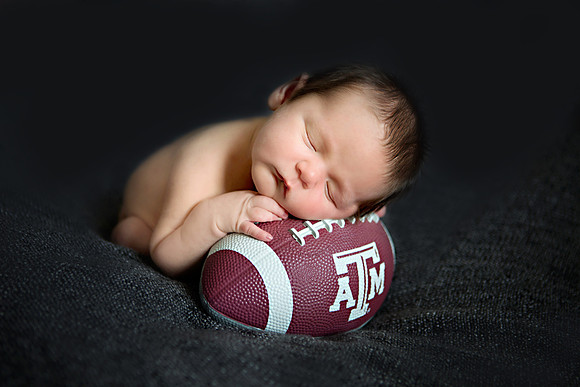 7-12-2015-BenjaminNewborn7days-65edit
