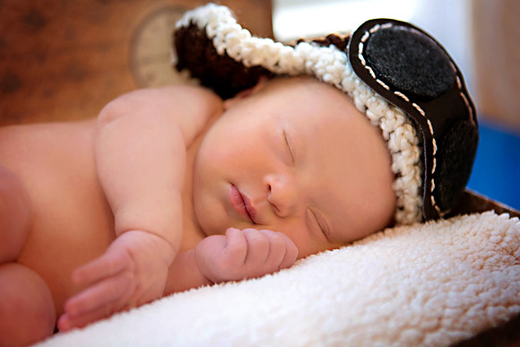 9-13-2013-CruzNewborn9days-5edit
