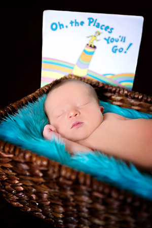 9-13-2013-CruzNewborn9days-220edit