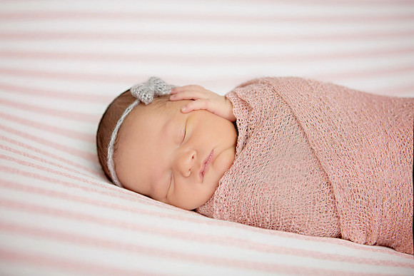 5-30-2016-Sadie4DaysNewborn-101edit