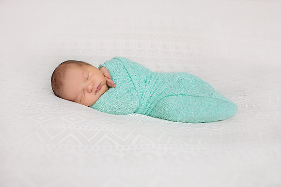 5-30-2016-Sadie4DaysNewborn-91edit