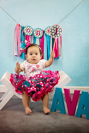 3-5-2016-AvaFirstBdayCakeSmash-52edit