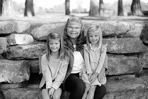 10-9-2022-DaileyFamily-142editbw