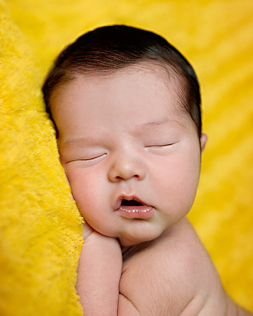 9-28-2014-MaxwellNewborn9days-75edit