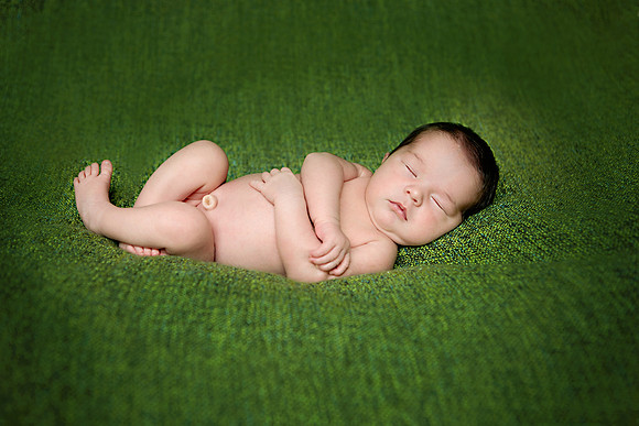 9-28-2014-MaxwellNewborn9days-37edit