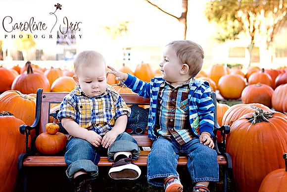 10-19-2013-EvanNGeorgePumpkinPatch-27web