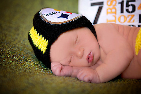 9-13-2013-CruzNewborn9days-49edit