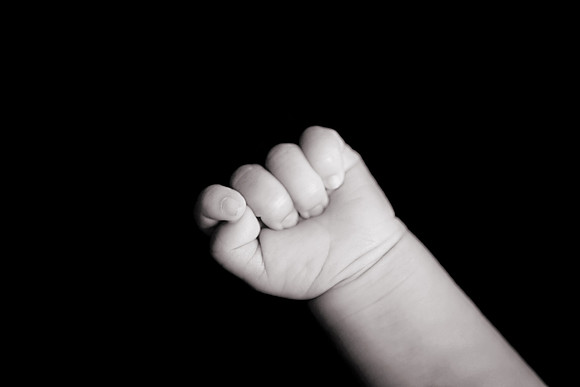 1-12-2014-IsabellaNewborn4wks-254editbw