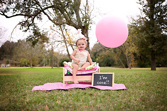 12-6-2014-Grace1stBdayCakeSmash-1edit