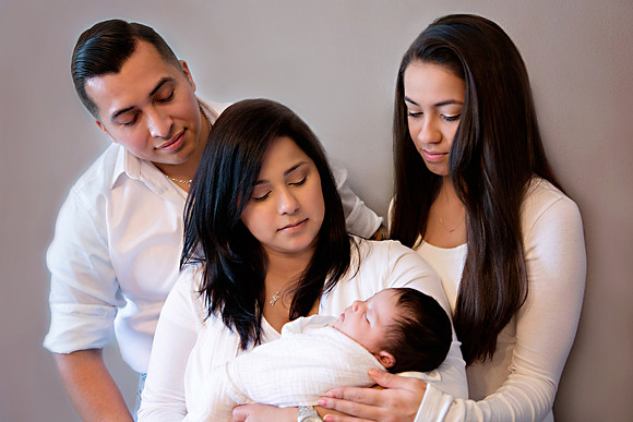 1-12-2014-IsabellaNewborn4wks-119edit