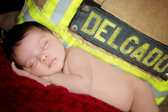 1-12-2014-IsabellaNewborn4wks-231edit