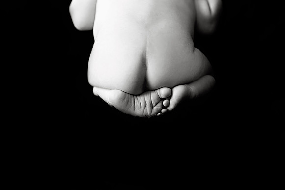 10-9-2014-EmersonNewborn8days-139editbw