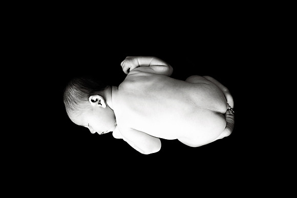 10-9-2014-EmersonNewborn8days-140editbw